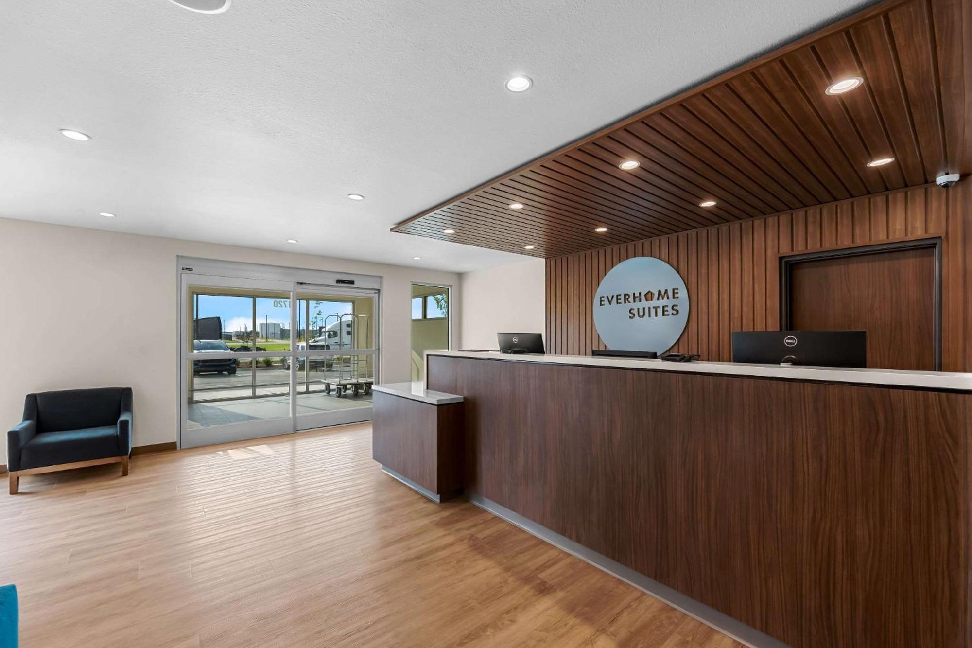 Everhome Suites Fayetteville Near Fort Bragg Kültér fotó